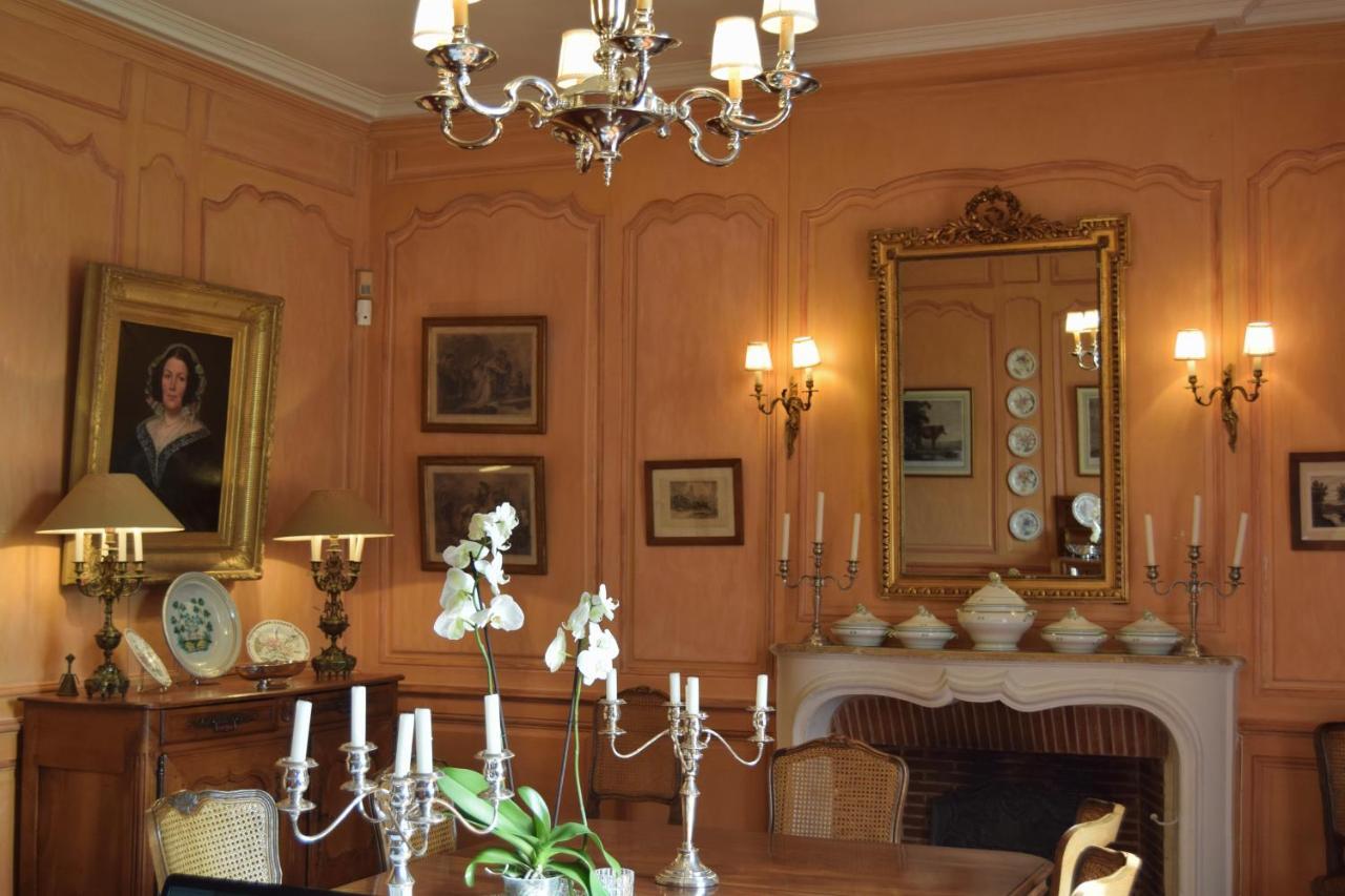 Chateau De Vaux Yvré-lʼÉvêque Esterno foto