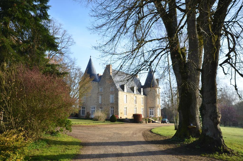 Chateau De Vaux Yvré-lʼÉvêque Esterno foto